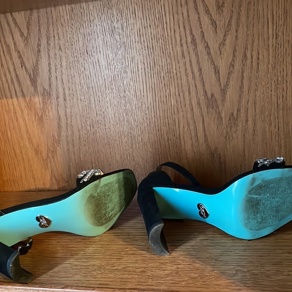 betsey Johnson blues - Picture 3 of 3